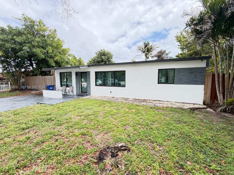 3360 NE 12th Ter, Pompano Beach FL 33064