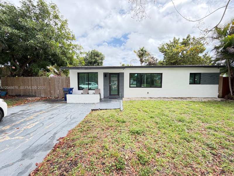 3360 NE 12th Ter, Pompano Beach FL 33064