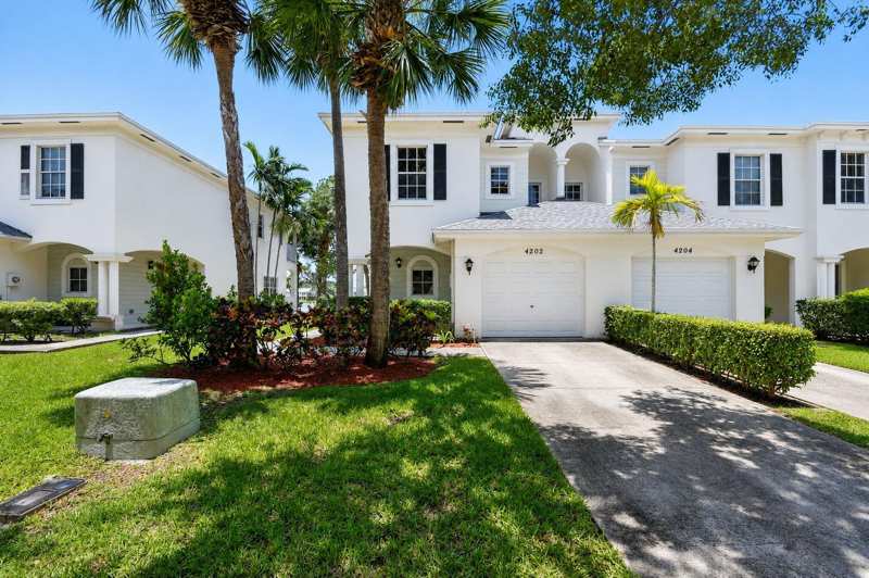4202 Emerald Vista, Lake Worth FL 33461