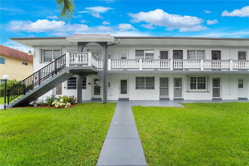 20337 NE 2nd Ave # 2, Miami FL 33179