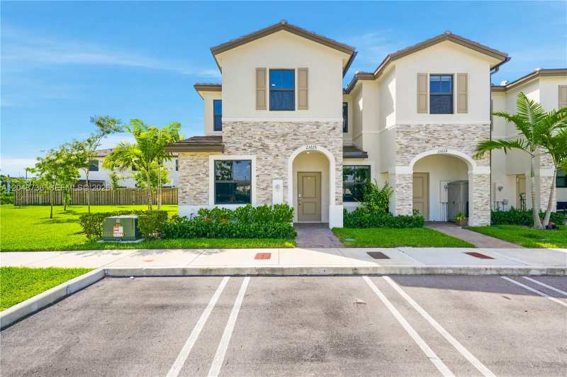 23225 SW 128th Ave, Miami FL 33170