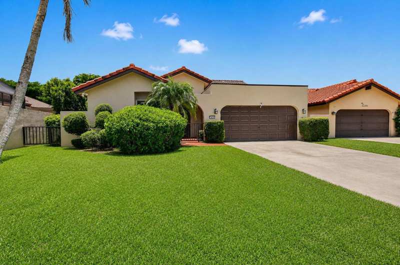 7690 Solimar Circle, Boca Raton FL 33433