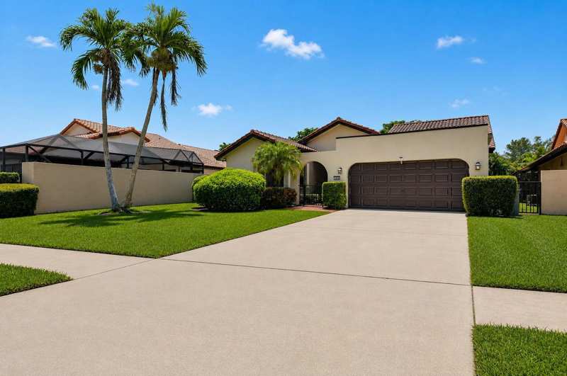 7690 Solimar Circle, Boca Raton FL 33433
