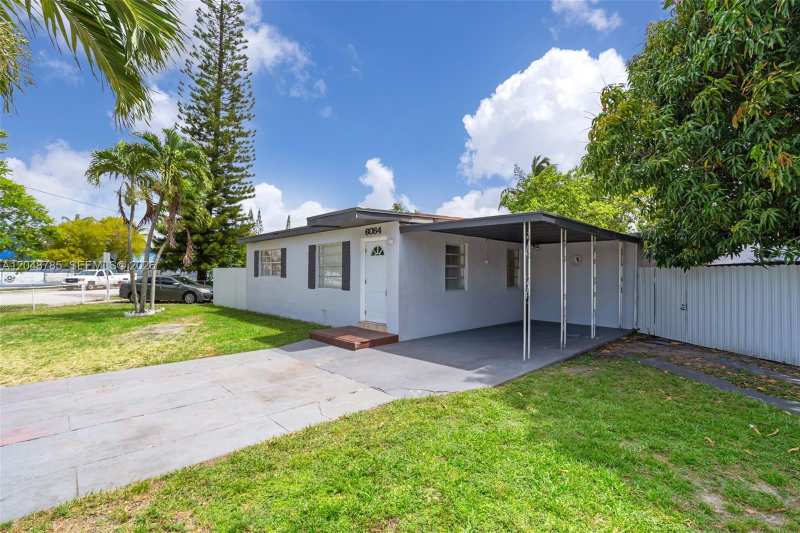 6084 E 7th Ave, Hialeah FL 33013