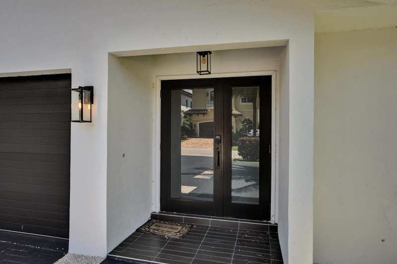 933 Banyan Drive, Delray Beach FL 33483