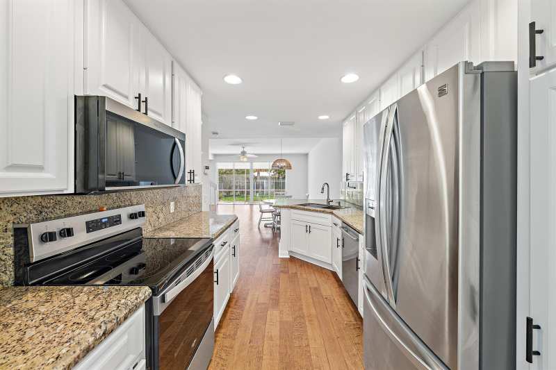 442 Capistrano Drive, Palm Beach Gardens FL 33410