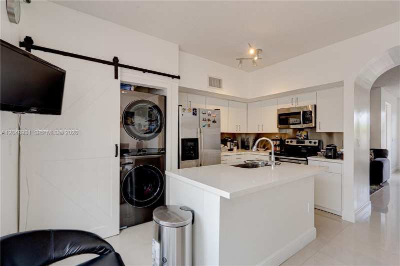 8535 SW 152nd Ave # 204, Miami FL 33193
