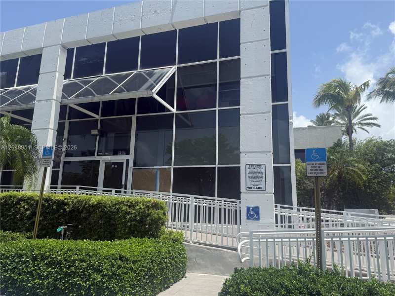 260 Crandon Blvd # A51, Key Biscayne FL 33149