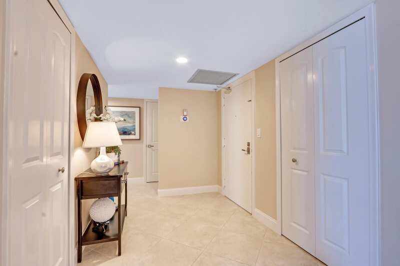 4200 N Ocean Drive # 802, Singer Island FL 33404