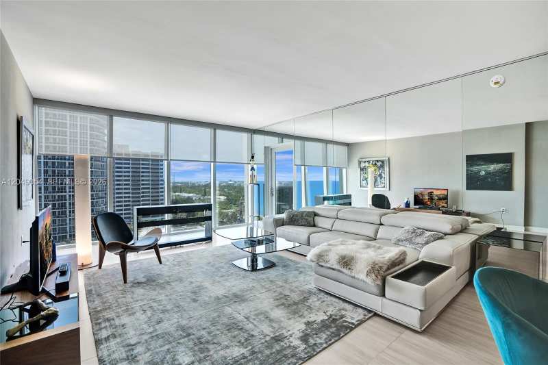 10275 Collins Ave # 1116, Bal Harbour FL 33154