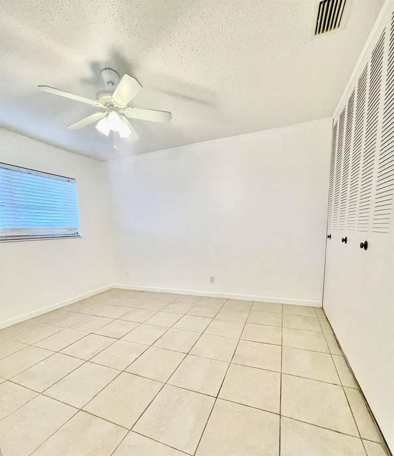 2521 Emory Drive W # F, West Palm Beach FL 33415