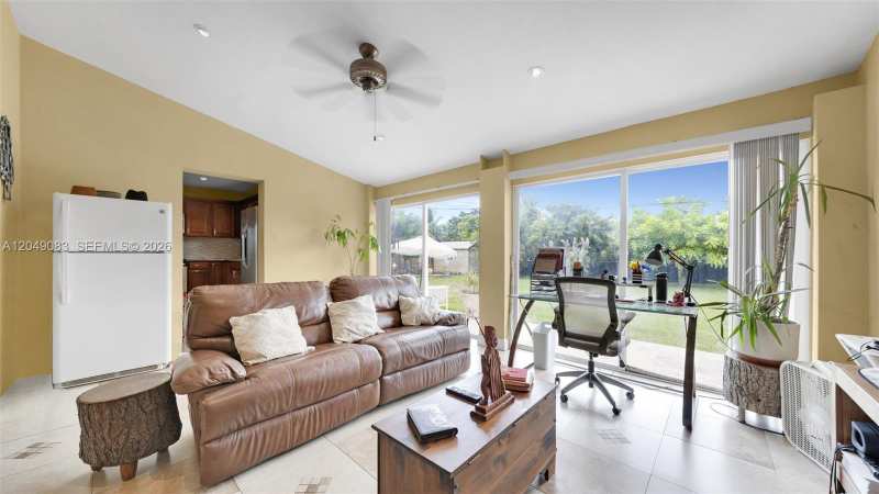 540 NW 14th St, Homestead FL 33030