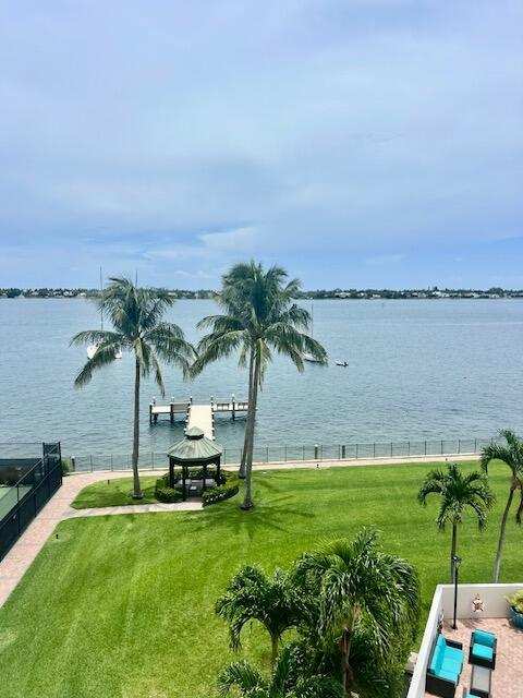 5200 N Flagler Drive # 503, West Palm Beach FL 33407
