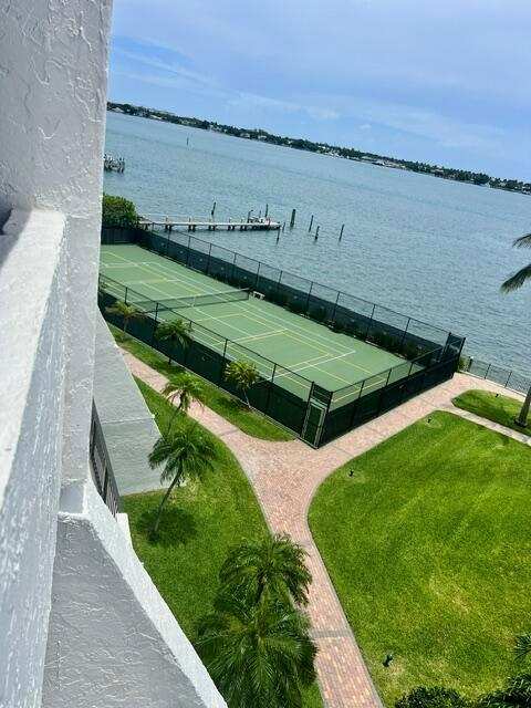 5200 N Flagler Drive # 503, West Palm Beach FL 33407