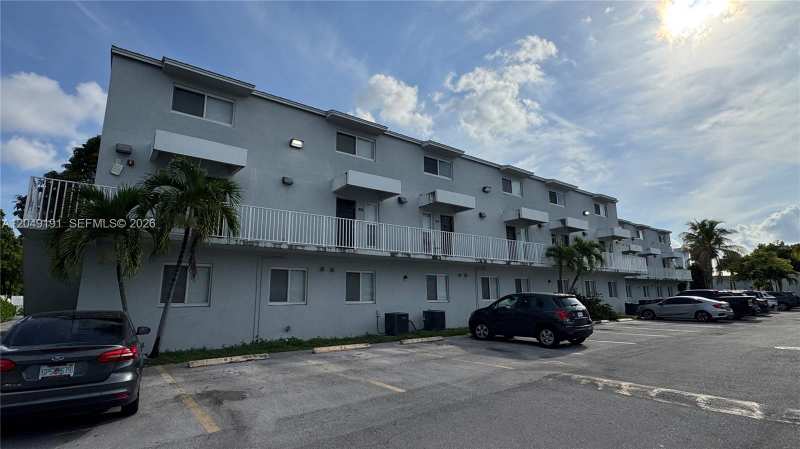 1955 NW 5th Pl # 11, Miami FL 33136