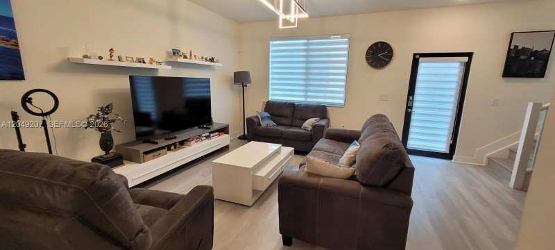4682 NW 83rd Ave, Doral FL 33166