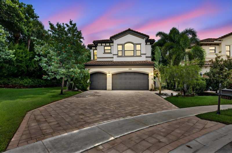 8991 Little Falls Way, Delray Beach FL 33446