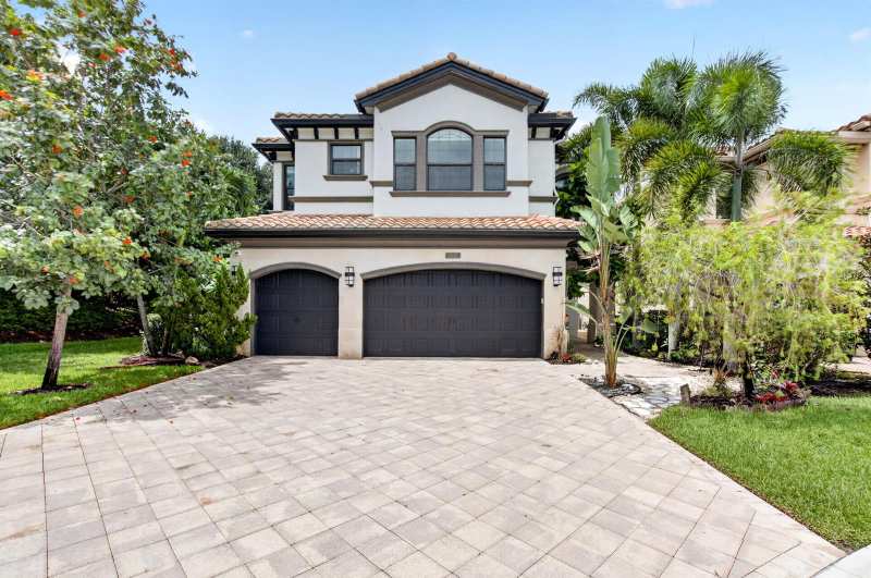 8991 Little Falls Way, Delray Beach FL 33446