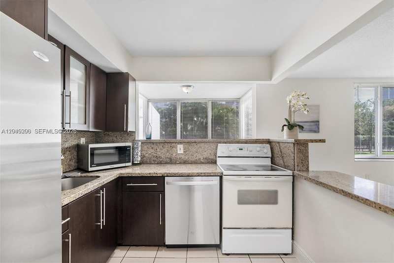 250 180th Dr # 158, Sunny Isles Beach FL 33160