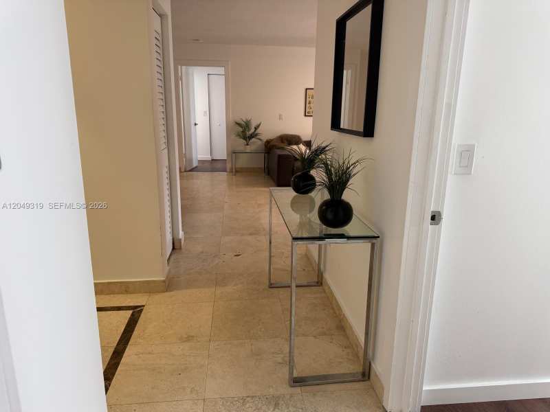 19555 E Country Club Dr # 8602, Aventura FL 33180