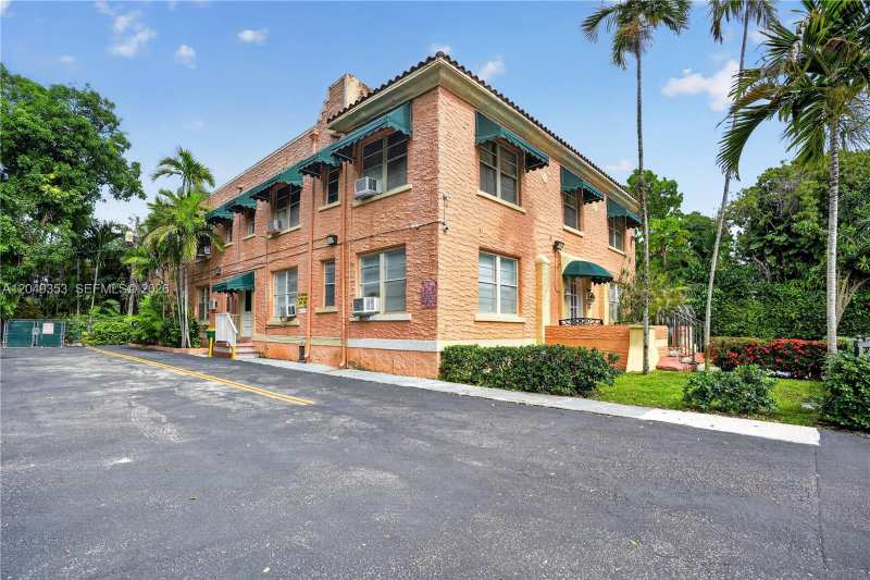 3409 S Le Jeune Rd # 9, Coral Gables FL 33134