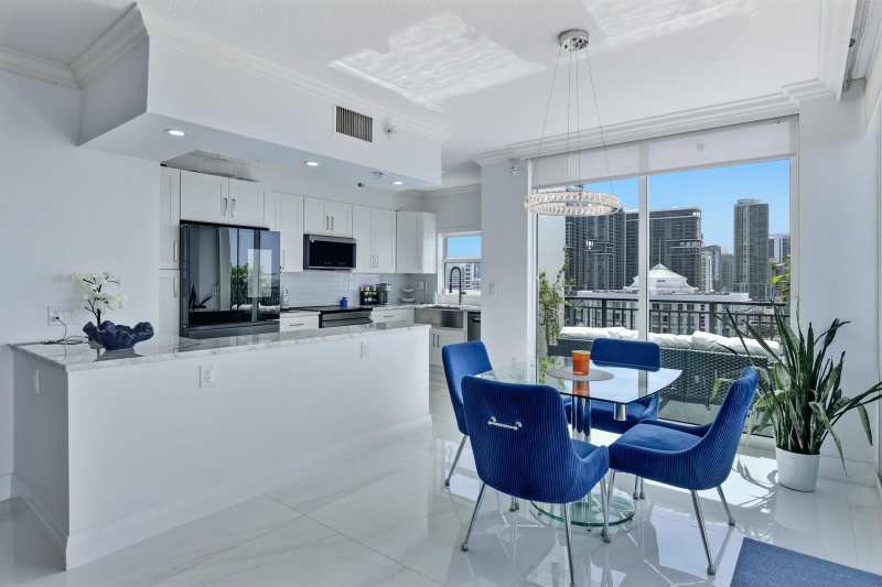 600 W Las Olas Boulevard # 1808s, Fort Lauderdale FL 33312