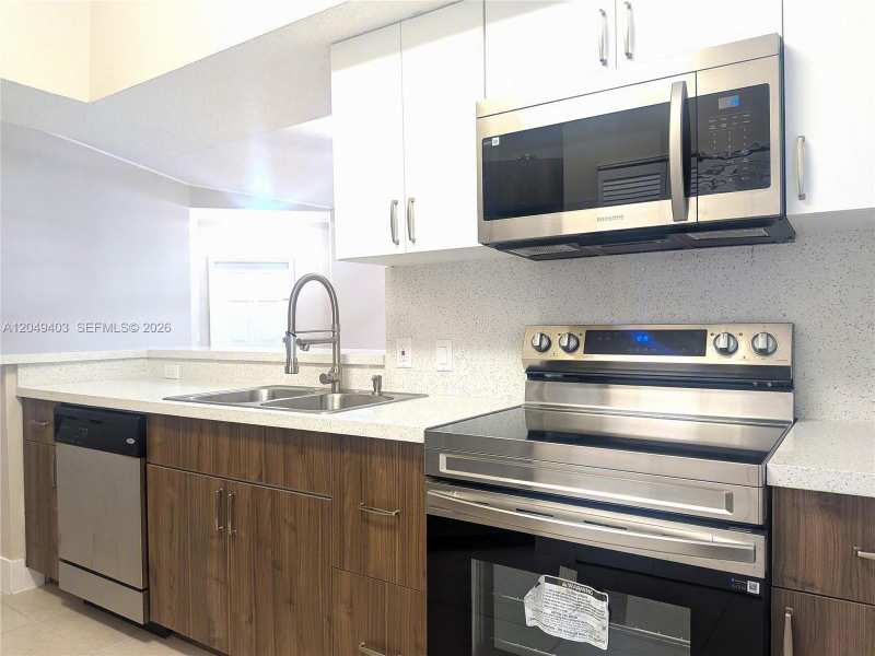 9645 NW 1st Ct # 209, Pembroke Pines FL 33024
