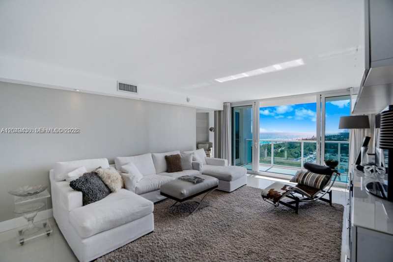 100 Bayview Dr # 1622, Sunny Isles Beach FL 33160