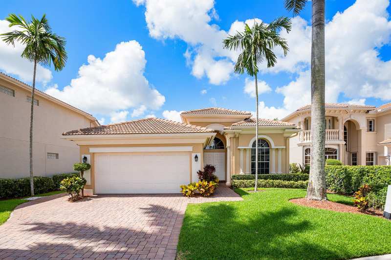 8102 Valhalla Drive, Delray Beach FL 33446