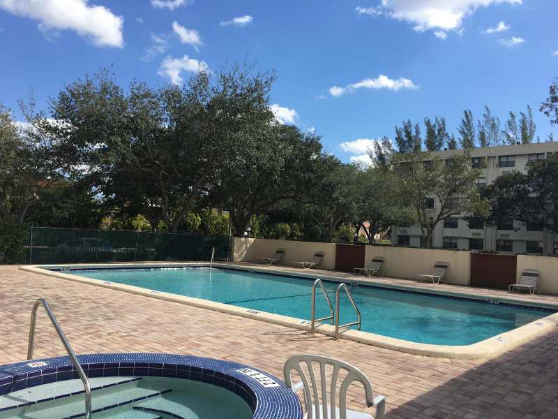 2501 Riverside Drive # a, Coral Springs FL 33065