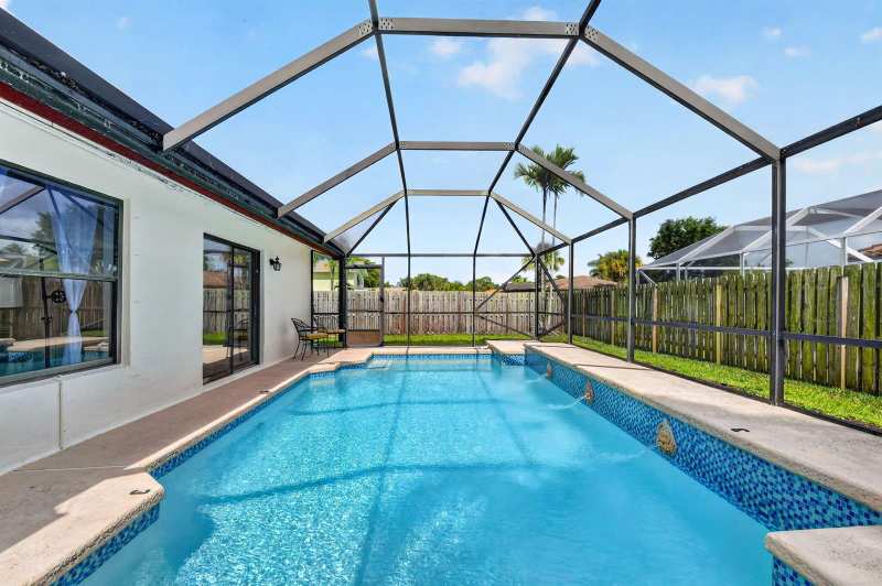 12260 Old Country Road S, Wellington FL 33414