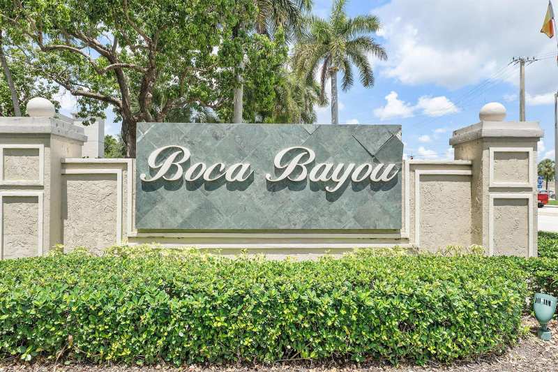 20 Royal Palm Way # 2060, Boca Raton FL 33432
