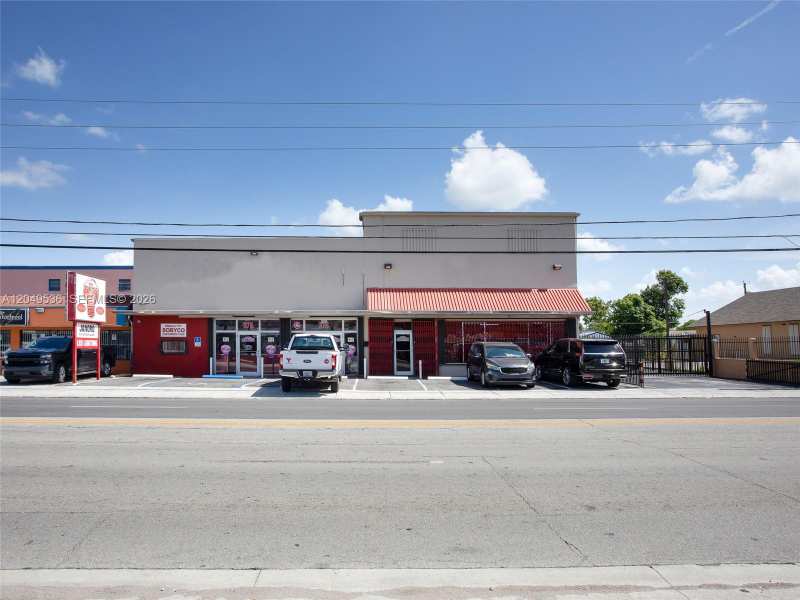 249-275 W 29th St, Hialeah FL 33012