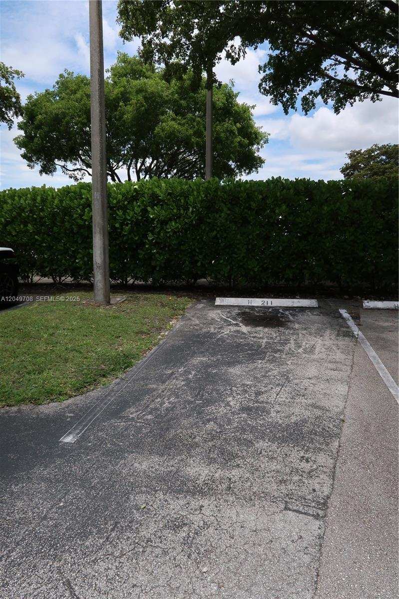 1401 SW 128th Ter # 211H, Pembroke Pines FL 33027