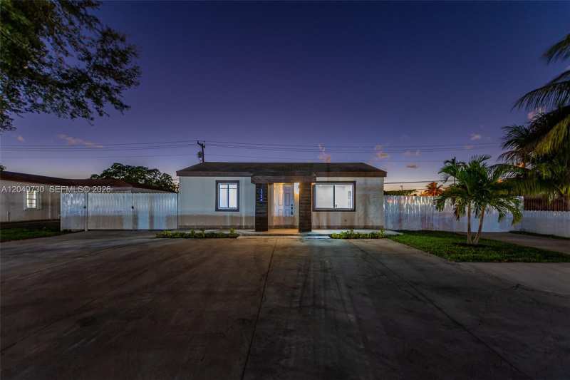 1720 SW 67th St, Miami FL 33155