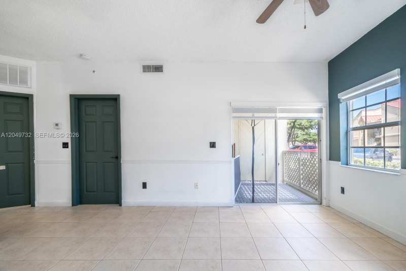 18308 NW 68th Ave # B, Hialeah FL 33015