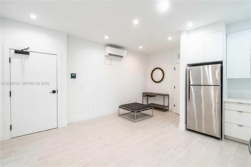 960 Jefferson Ave # 105, Miami Beach FL 33139