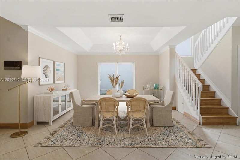 10545 NW 43rd Ter, Doral FL 33178