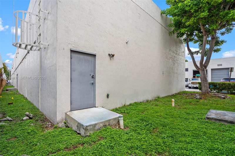 7701 W 26th Ave # 7, Hialeah FL 33016
