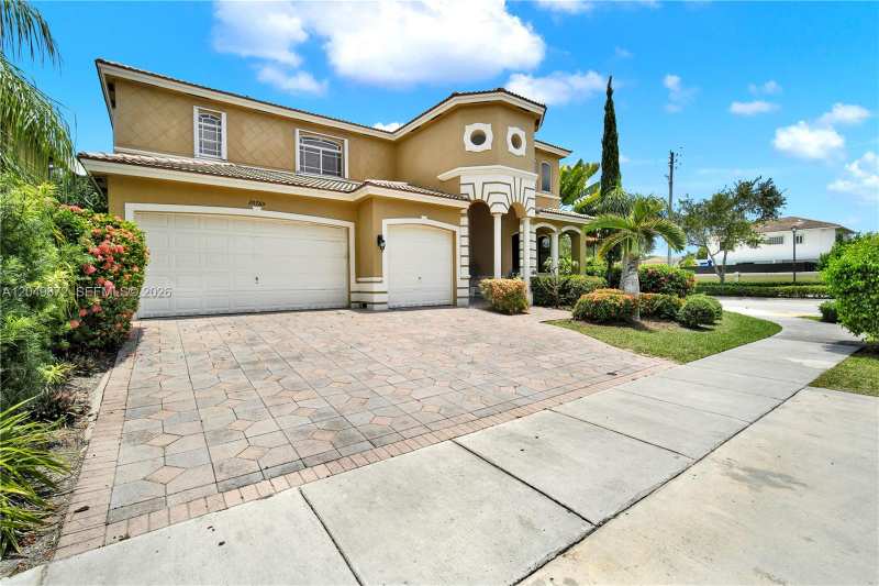 20765 SW 89th Ave, Cutler Bay FL 33189