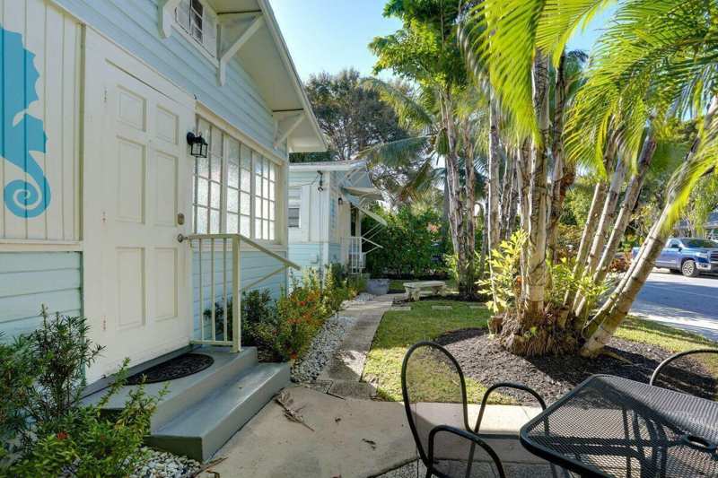 216 S M Street Unit 2, FL 33460