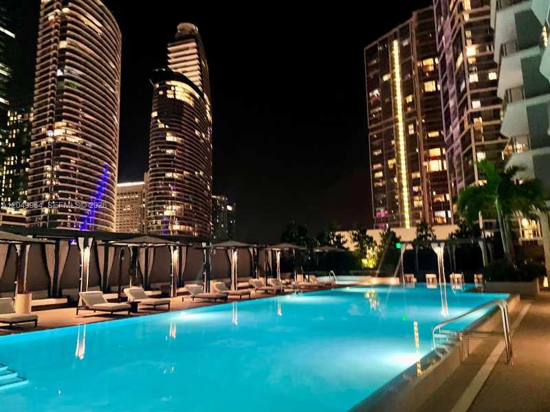 77 NE 5th St # 511, Miami FL 33131