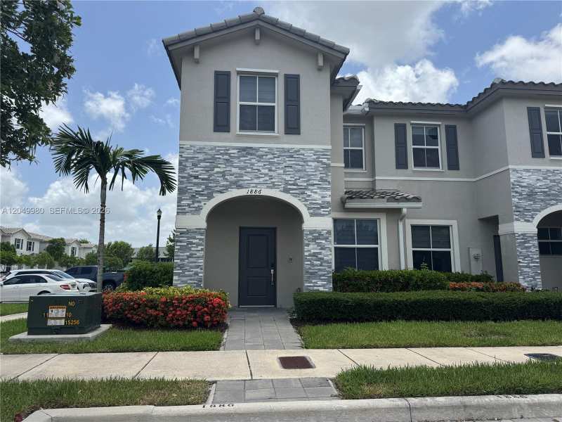1886 SE 26th Rd # 1886, Homestead FL 33035