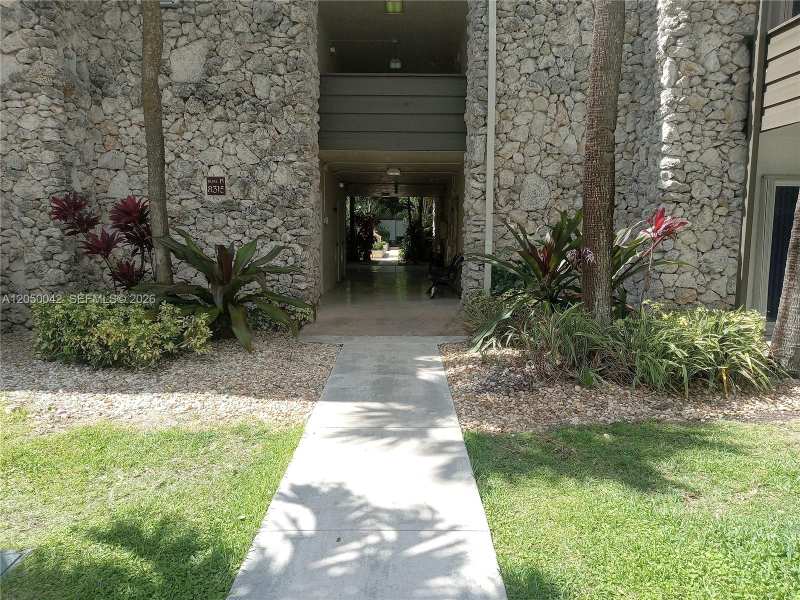 8315 SW 72nd Ave # 303B, Miami FL 33143