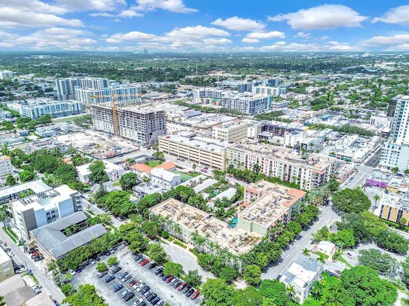 1900 Van Buren St # 201B, Hollywood FL 33020