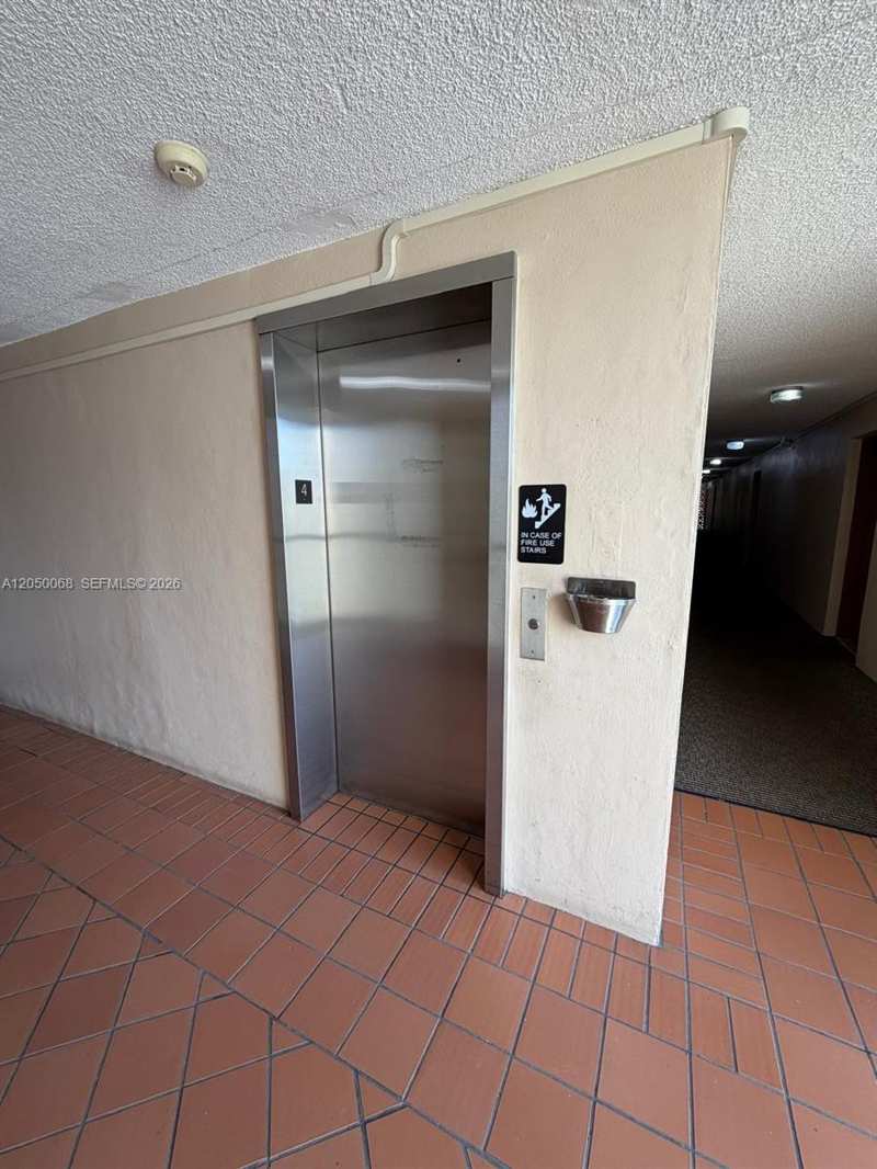 14421 N Kendall Dr # 412M, Miami FL 33186