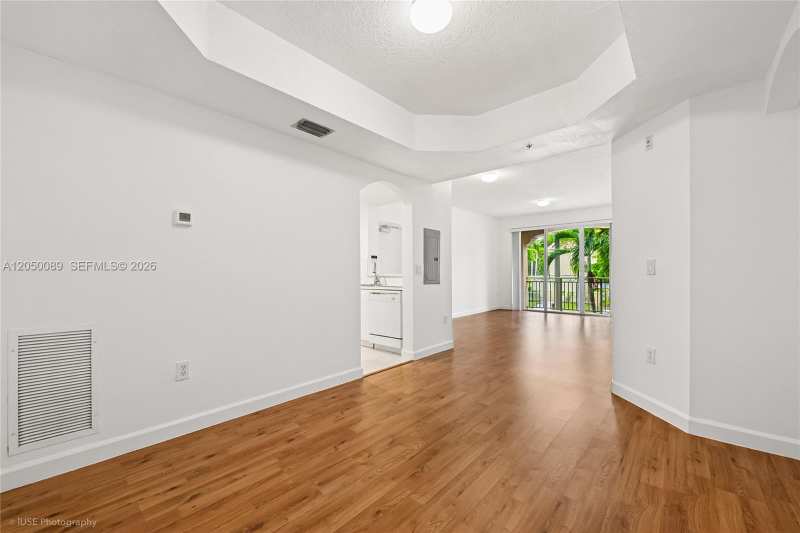 6700 NW 114th Ave # 923, Doral FL 33178