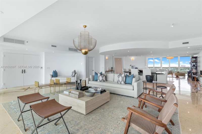 1643 Brickell Ave # 2805, Miami FL 33129