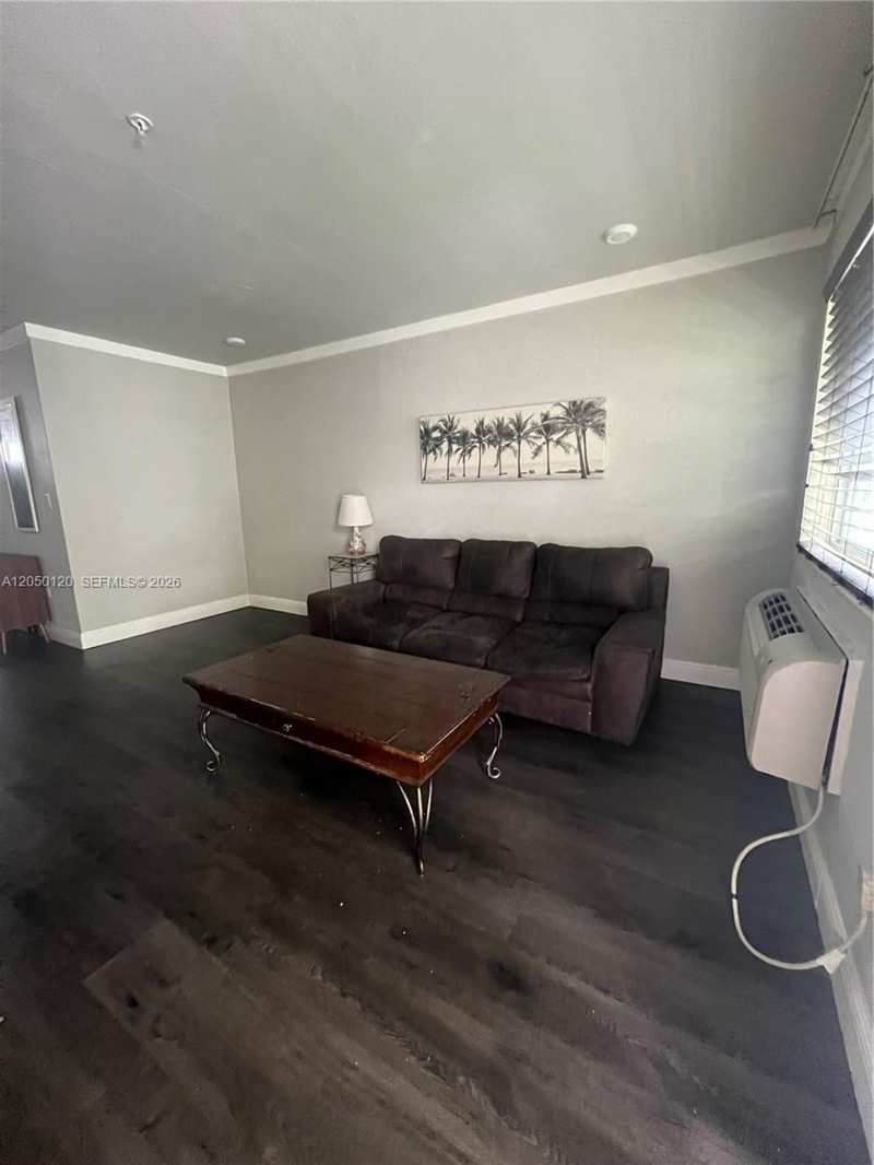 1524 Lenox Ave # 11, Miami Beach FL 33139