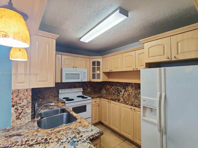 5705 W 20th Ave # 215, Hialeah FL 33012
